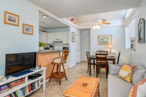 Vilano Cottage Unit B